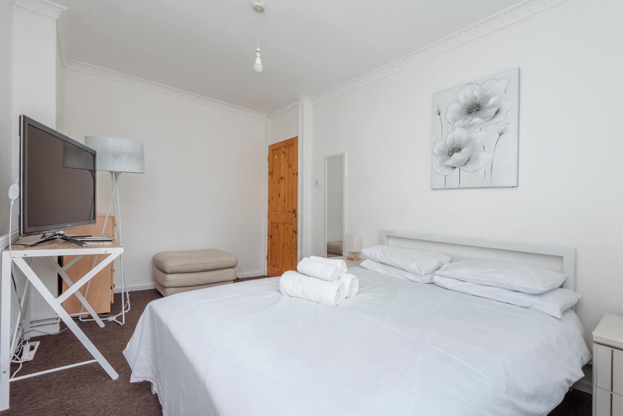 Entire 3 Bedroom Luxury Apartment In London With Private Balcony Ngoại thất bức ảnh